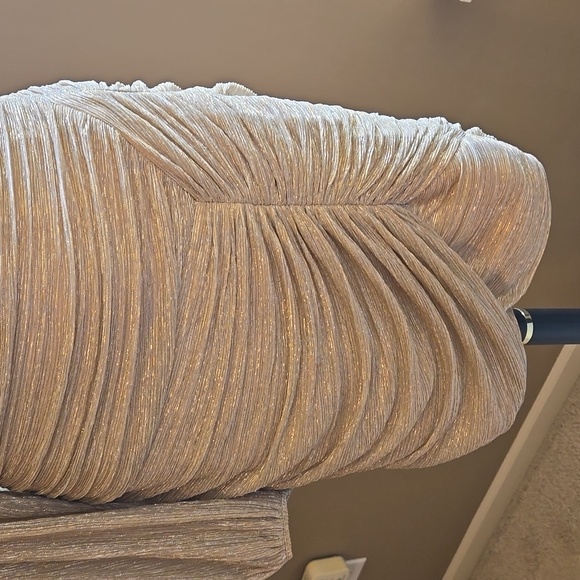 BCBG XS Festive Dresss Metallic Gold Shimmery - Picture 7 of 15